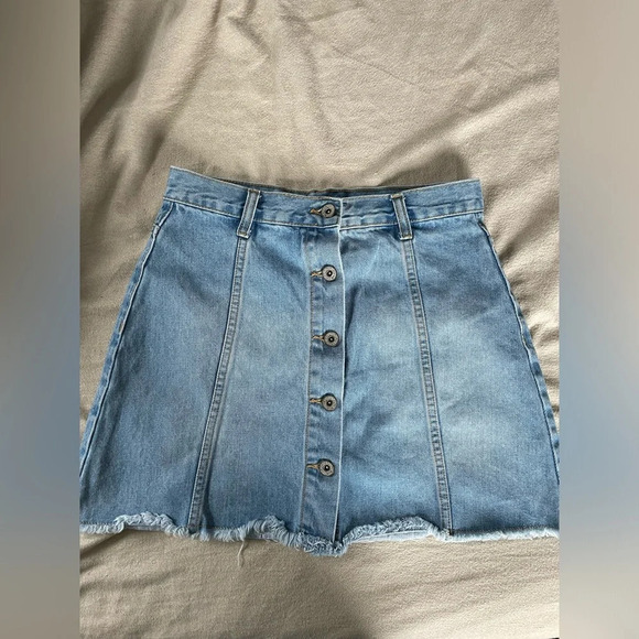 Forever 21 Denim Button Up Mini Skirt - Picture 5 of 6